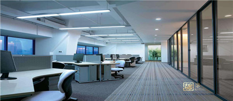 走國(guó)外范的辦公室裝修設(shè)計(jì)，滿足幾點(diǎn)就可以了