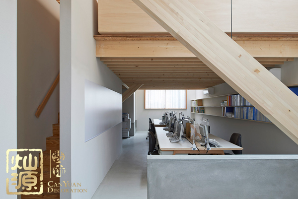 室內(nèi)裝修設(shè)計(jì)中現(xiàn)代簡約風(fēng)格