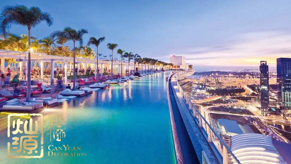 全球首個無邊泳池即將開建 屋頂泳池或?qū)⒊蔀槁玫晷聦? /><br />
</b> 
</p>
<p style=