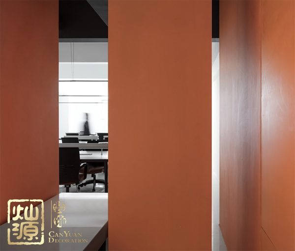 互聯(lián)網(wǎng)公司辦公室設(shè)計亮點(diǎn) 設(shè)計師膽大到拆分結(jié)構(gòu)了