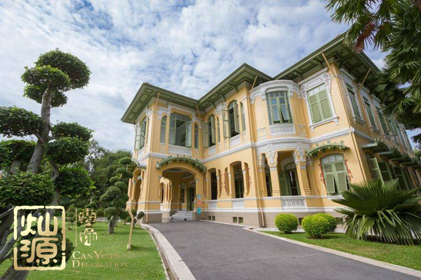 泰國國王公開納妃 【多圖】扒一扒你不知道的泰國國王貴妃居住王宮照片