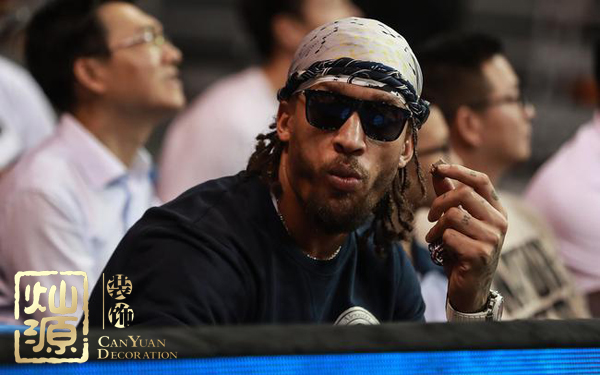 比斯利被禁賽5場(chǎng) 聊聊毀掉比利斯職業(yè)生涯的三次大麻被捕事件