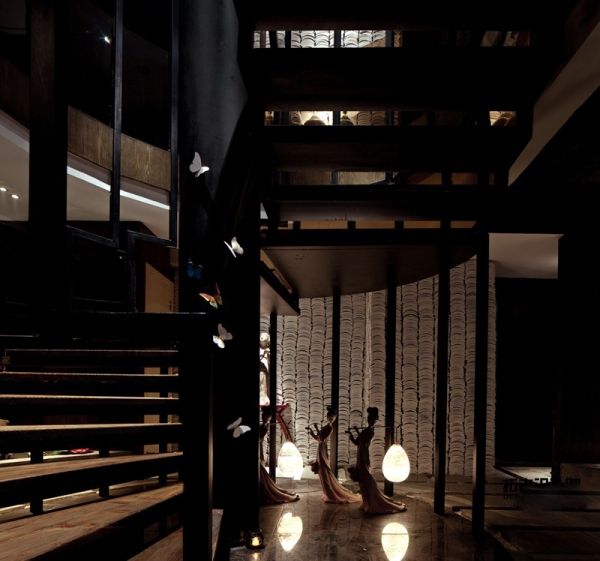 會所裝修中顏色搭配的選擇，讓人眼前一亮