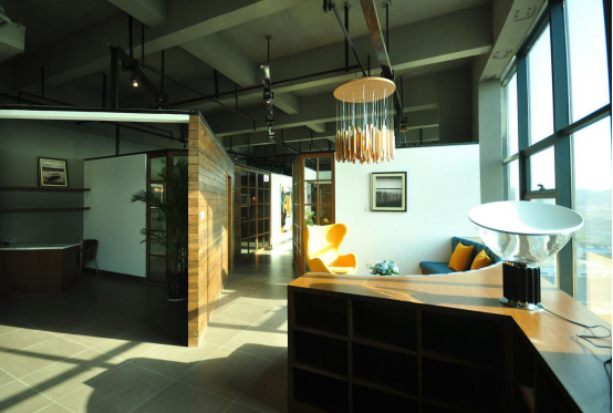 小辦公室裝修如何做出大辦公室感覺？