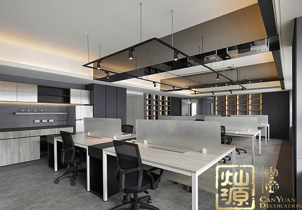 南寧工業(yè)風(fēng)辦公室裝修進(jìn)入大家視線？原因竟是這三點(diǎn)