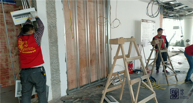 距離不僅產(chǎn)生美，還有安全！——辦公室裝修電路施工要點(diǎn)