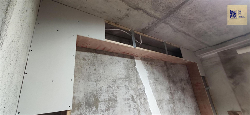 開裂變形？辦公室裝修設(shè)計(jì)頻繁出現(xiàn)問題！到底因何而起？