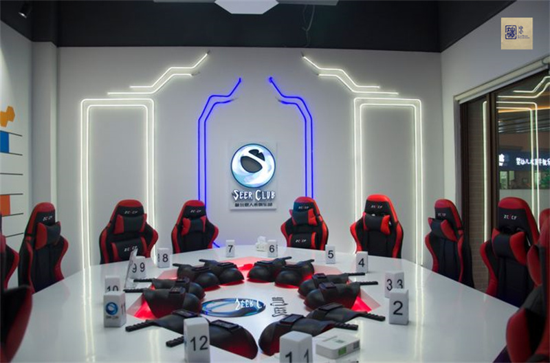 快來領(lǐng)！實惠又實用的爆款桌游吧設(shè)計要點，燦源裝飾幫你總結(jié)好啦！