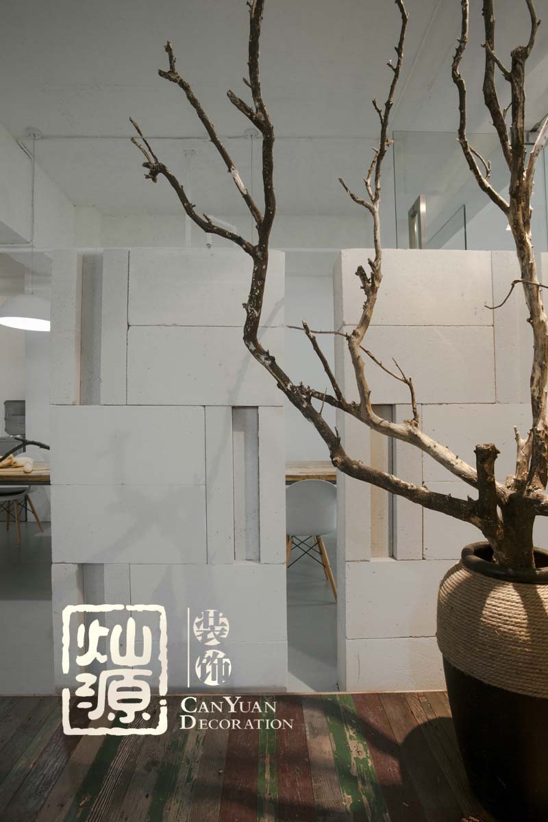 南寧創(chuàng)意辦公室設計裝修