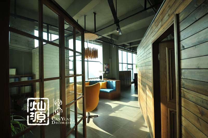 南寧工業(yè)風辦公室裝修