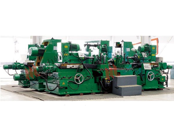 動(dòng)臂六軸鏜專用機(jī)床